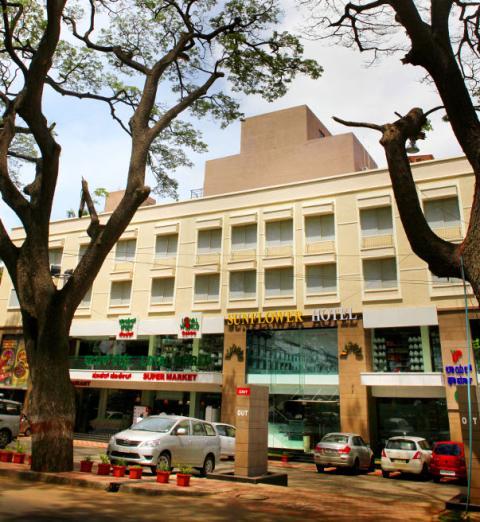 Hotel Sunflower Mysore Exterior foto